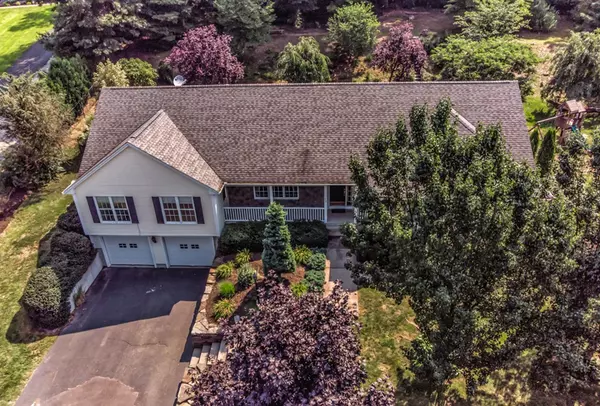 55 Hillcrest, Westfield, MA 01085