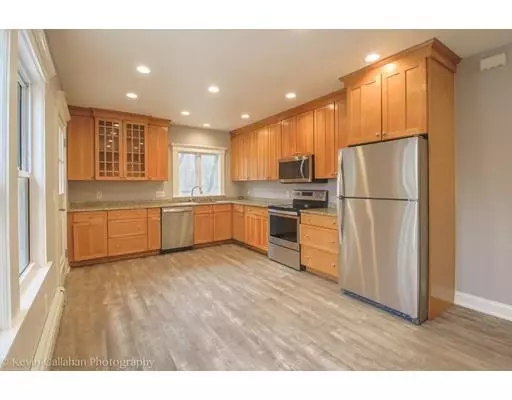 Beverly, MA 01915,107 Essex St