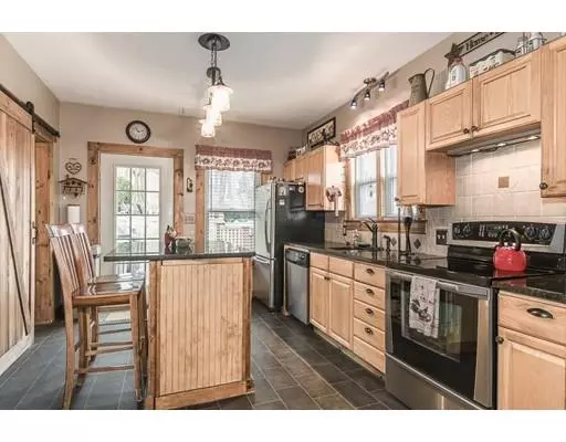 Beverly, MA 01915,453 Elliott Street