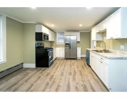 Holyoke, MA 01040,13 Grant St