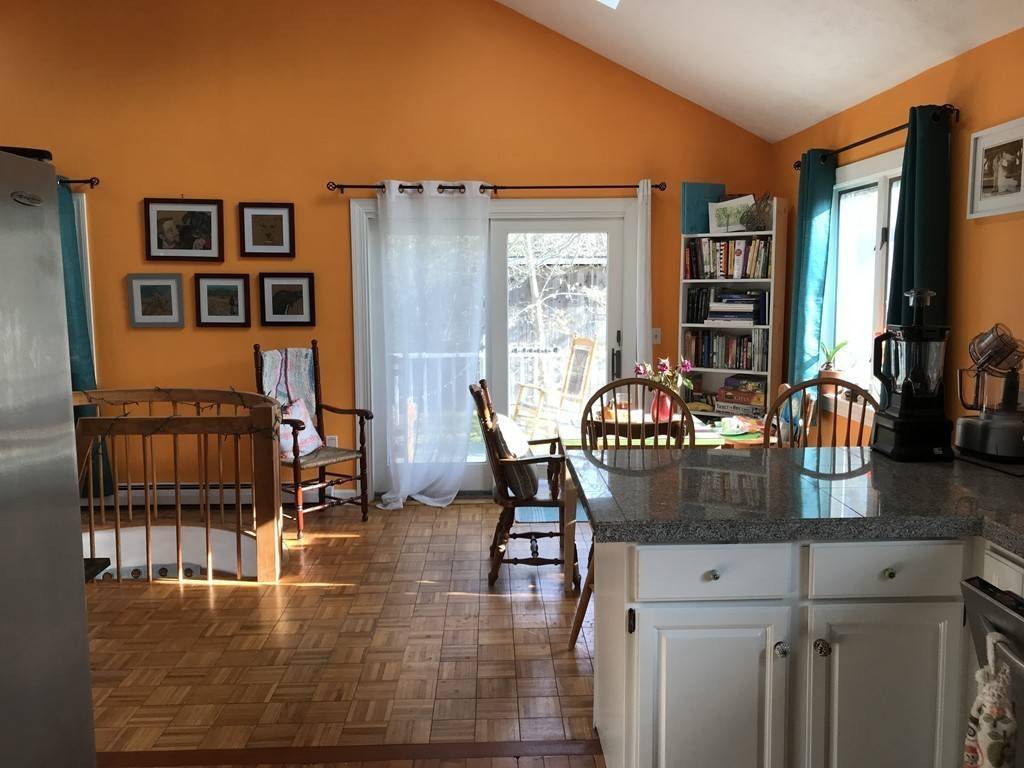 Falmouth, MA 02536,761 Sandwich Rd