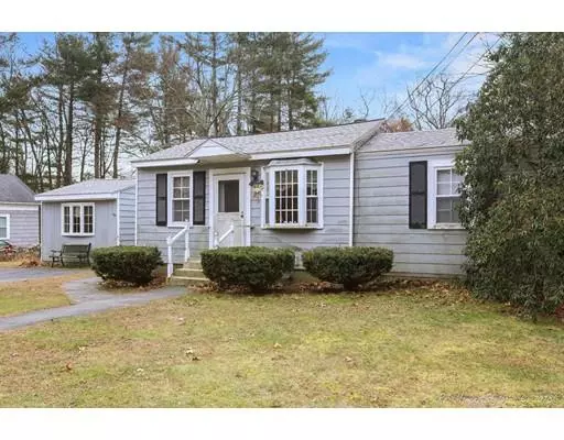 35 Gilbert St, Dracut, MA 01826