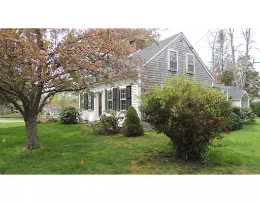 74 Beach Rd, Orleans, MA 02653