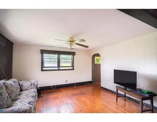 Swansea, MA 02777,78 Ralph Chapman Rd