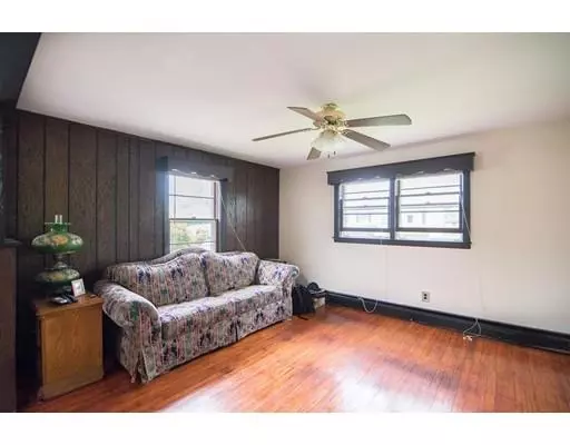 Swansea, MA 02777,78 Ralph Chapman Rd