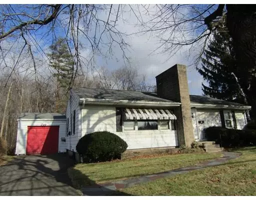 South Hadley, MA 01075,15 West Summit Street