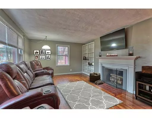 East Longmeadow, MA 01028,329 Prospect St