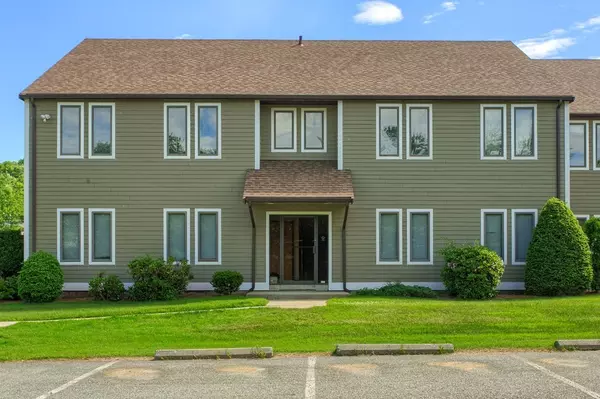 795 Turnpike Street #201, North Andover, MA 01845