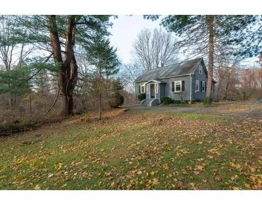 65 Linebrook Rd, Ipswich, MA 01938