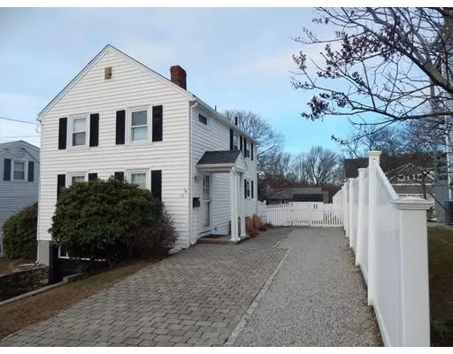 26 Bellevue Rd, Quincy, MA 02171