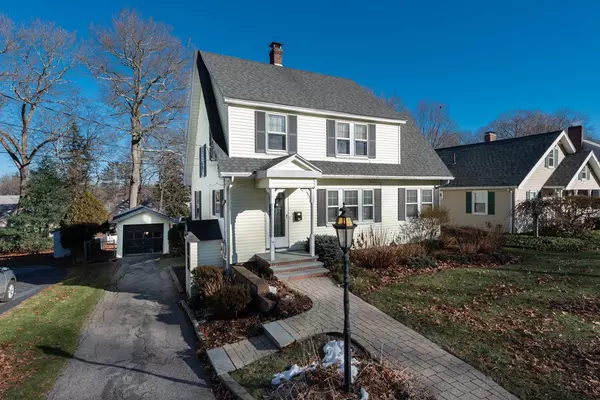 26 Laurel Dr, Needham, MA 02492