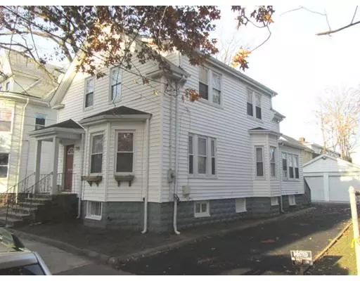 17 Arlington St, Lynn, MA 01902