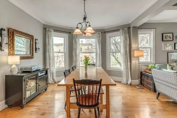 Somerville, MA 02143,40 School St #2