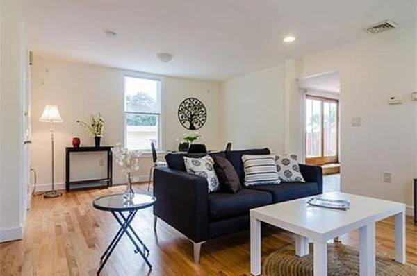 10 Austin St #2, Somerville, MA 02154