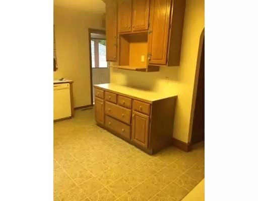 Swansea, MA 02777,46 Maplewood Ave