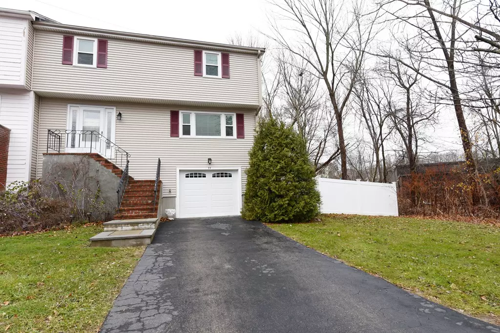 Randolph, MA 02368,35 Pearl Street #35