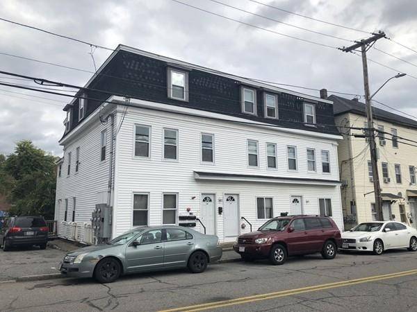 135 Salem St, Lowell, MA 01854