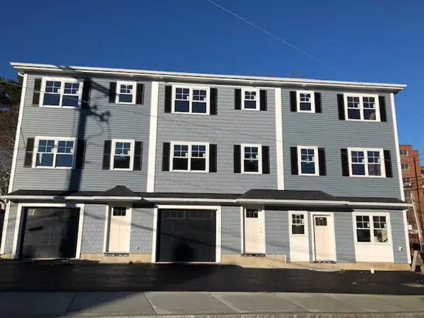 Waltham, MA 02453,3 Lowell Street #3