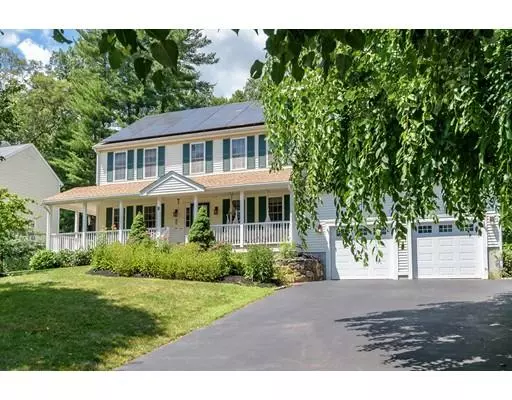 8 Hickory Rd, Ashland, MA 01721