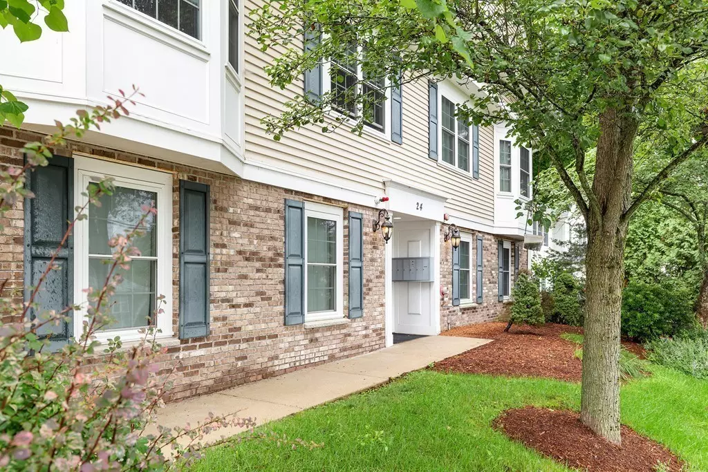 Canton, MA 02021,24 Wall St #E