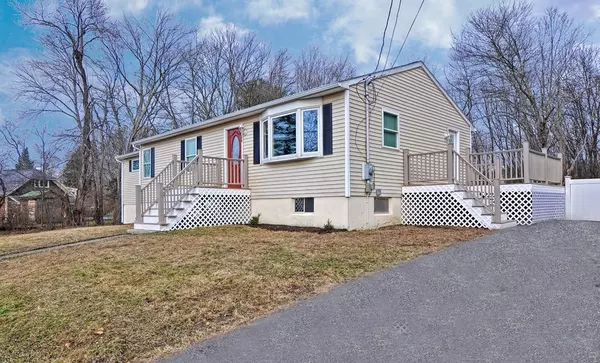 26 Kaye Cir, Grafton, MA 01536