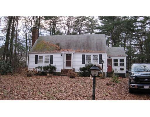 328 Cross St, Hanson, MA 02341