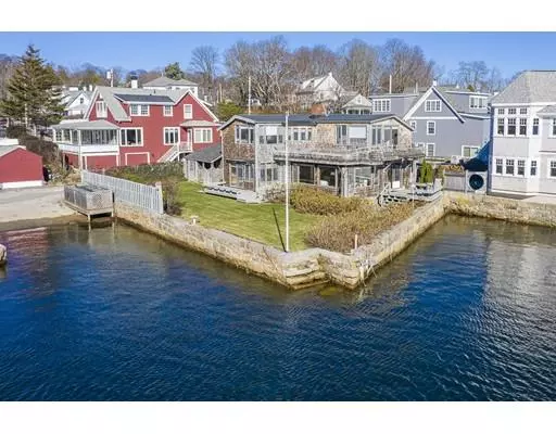 21 River Rd, Gloucester, MA 01930