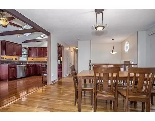 Chelmsford, MA 01824,11 Elm St