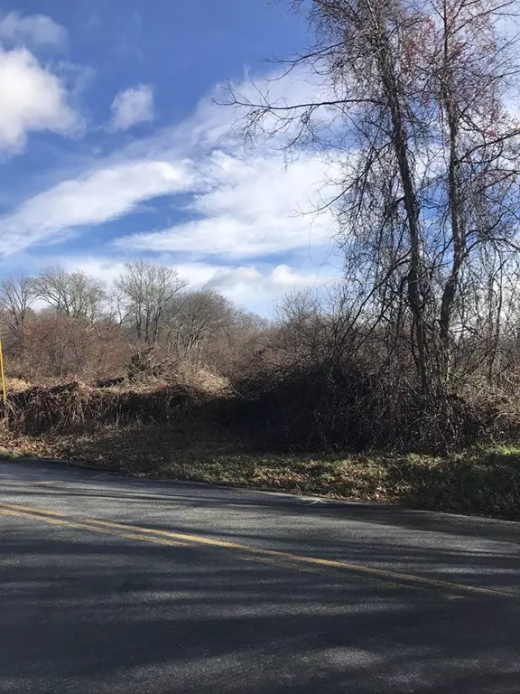Swansea, MA 02777,0 Sharps Lot Road, Lot 3
