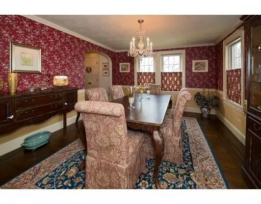 Brookline, MA 02467,153 Walnut Hill Rd