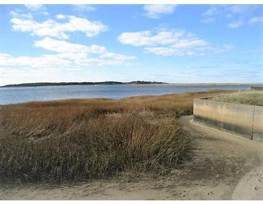 18 Pleasant Point Landing, Wellfleet, MA 02667