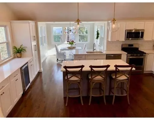 Needham, MA 02492,72 Oakcrest Rd