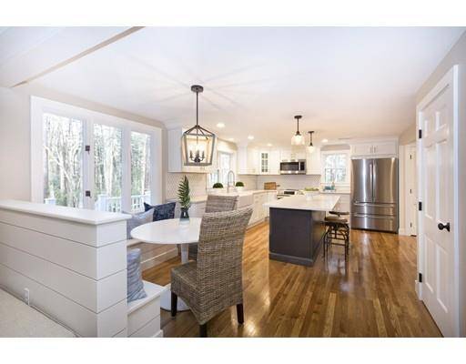 59 May Elm Ln, Norwell, MA 02061