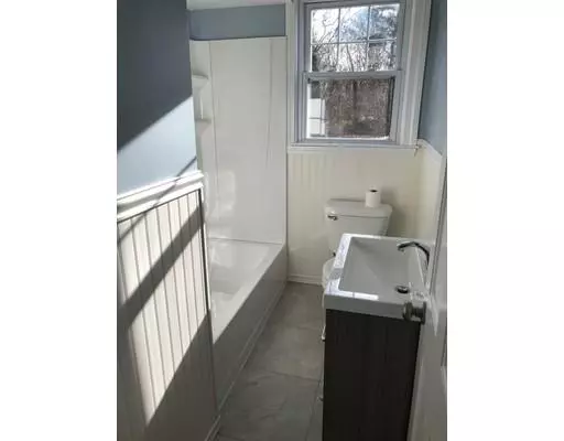 Swansea, MA 02777,60 Oakland Ave