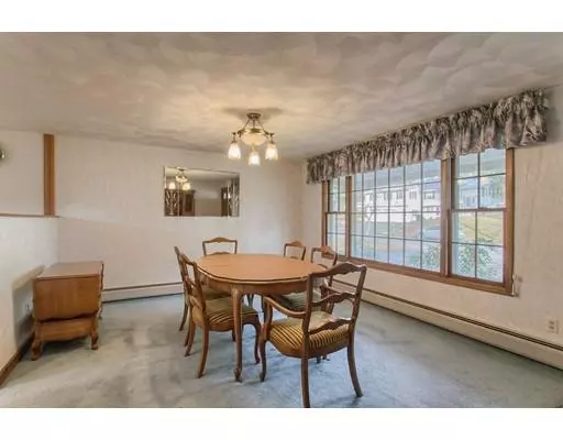 Peabody, MA 01960,2 Heath Road