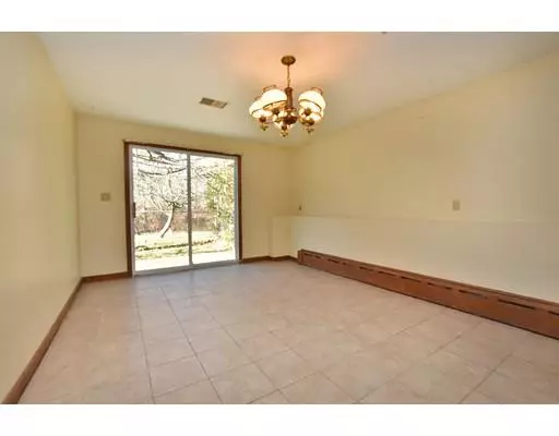 Acushnet, MA 02743,15 Green Meadow Drive