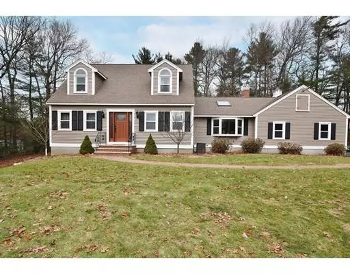 8 Little Bear Hill Rd, Westford, MA 01886