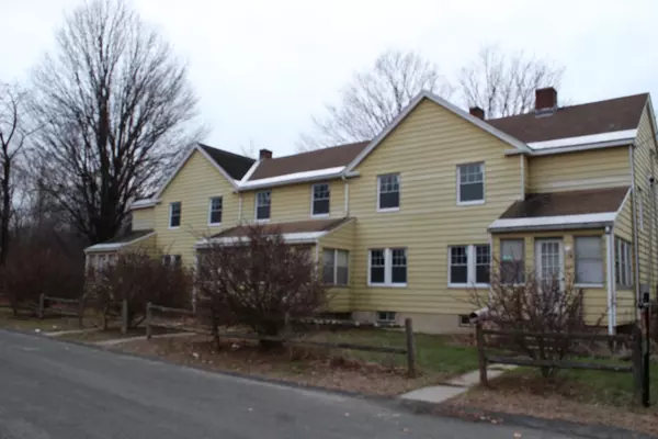 5-11 Irving Street, Easthampton, MA 01027