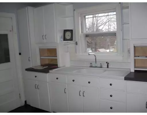 Fitchburg, MA 01420,54 Clifton Street