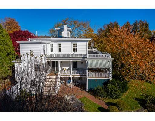 Mattapoisett, MA 02739,35 North St