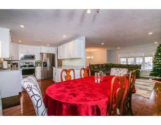 Peabody, MA 01960,16 Jennifer Ln