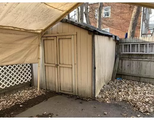 Lynn, MA 01902,97 Brookline St