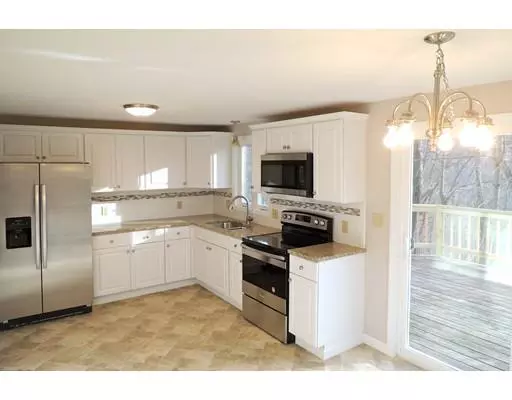 Palmer, MA 01080,285 Barker St