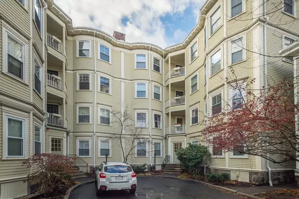 13 Linden Street #3, Brookline, MA 02445
