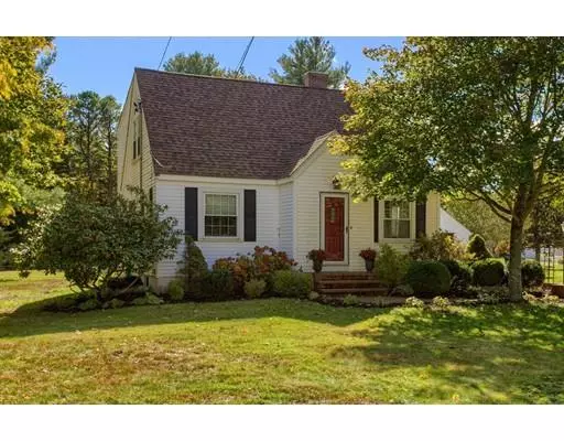 109 Hartford Ave E, Mendon, MA 01756