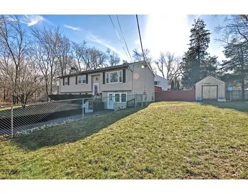 Swansea, MA 02777,19 Pleasant Street