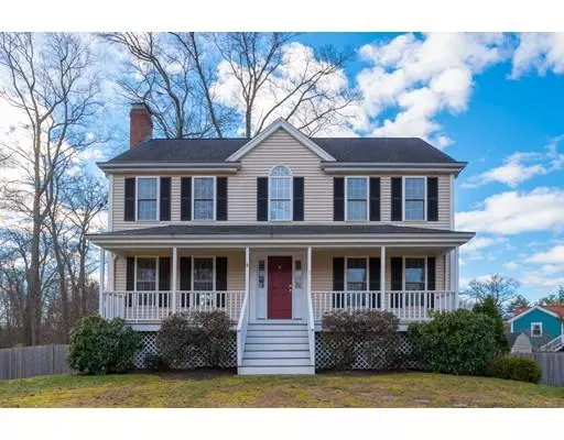 3 Kathryn Ln, Whitman, MA 02382