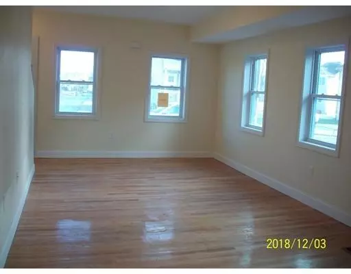 Lynn, MA 01902,142 Fayette St