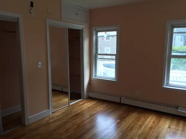 Fitchburg, MA 01420,57 Hazel St