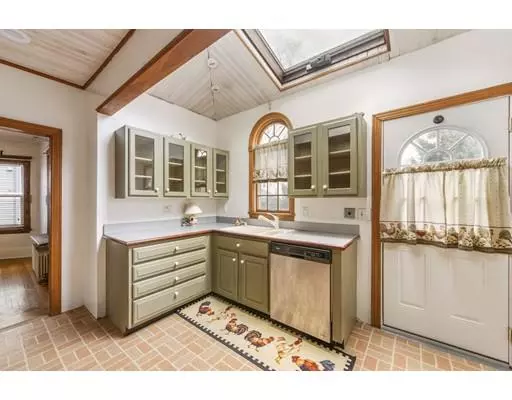 Lynn, MA 01902,320 Eastern Ave